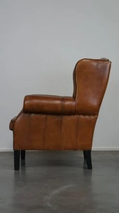 Very Beautiful Sheepskin Leather Wingback Armchair With Stunning Details -Chairly Shop 70d191f9 f77b 4862 aad0 e5605487e448