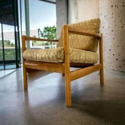 Single Seat / Armchair / Vintage Club Armchair -Chairly Shop 739bbbb4 3983 4c4a bb3e bf319c181f1f