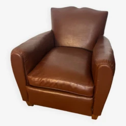 Vintage Club Chair In Faux Leather -Chairly Shop 744e9355 ef66 40a9 828c c16ef812cb4d