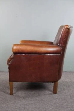 Sheepskin Armchair With A Wonderful Patina And A Correct Worn Look -Chairly Shop 76800ecc f54c 4e51 8e98 c12bcfa16f36