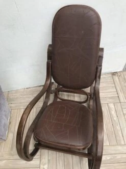 Old Wooden Rocking Chair -Chairly Shop 78ca4918 2670 4cf4 b3cf 7336f73750c6