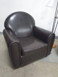 Club Leather Armchairs In Art Deco Style, 1970s, Europe -Chairly Shop 7d6da71a 89a4 4120 8b06 cb07a7c7b002