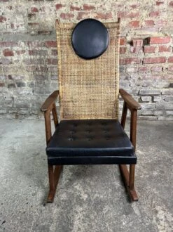 PJ Muntendam Rocking Chair In Teak And Rattan Vintage 1950 -Chairly Shop 7e0e885e 6301 4aef ae89 6aa5002951df