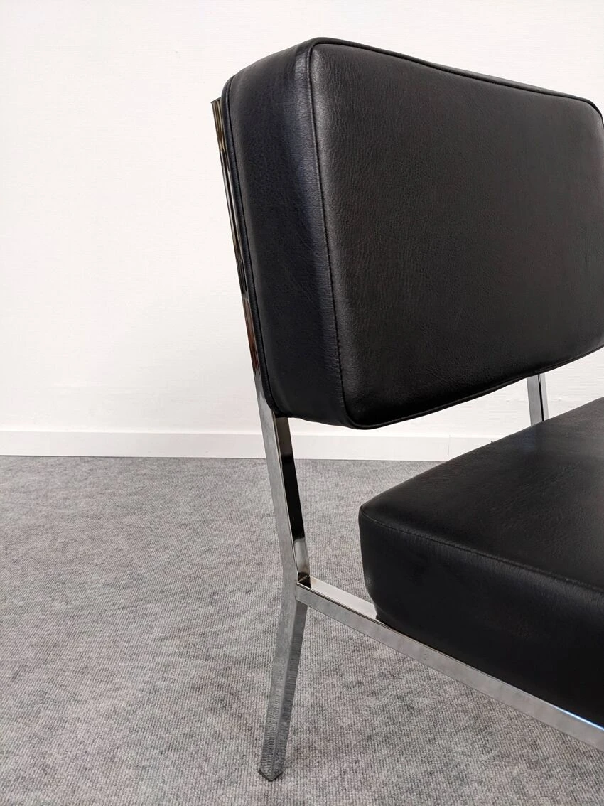 Series Of 4 Modernist Armchairs From The 70s/80s 10 Series Of 4 Modernist Armchairs From The 70s/80s - Image 8