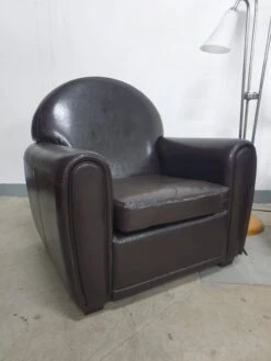 Club Leather Armchairs In Art Deco Style, 1970s, Europe -Chairly Shop 7e779dc5 5958 47d0 80dd 0e467320bfec