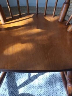 Vintage Turned Wooden Rocking Chair -Chairly Shop 82ec849c 2bac 4cc4 8415 51ecf8994797