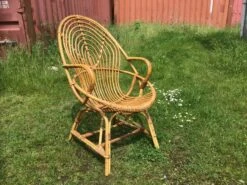 Vintage Ovoid-shaped Rattan Armchair. -Chairly Shop 86346c77 c9d4 4d3a a05f 8dea59d15161