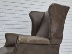 1970s, Vintage Wingback Armchair, Original Condition, Leather, Beech Wood. -Chairly Shop 8a5c0af7 219a 4485 8970 c671581a5981