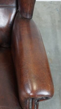 Set Of Two In Very Good Condition Dark Sheepskin Leather Wingback Armchairs 28 Set Of Two In Very Good Condition Dark Sheepskin Leather Wingback Armchairs -Chairly Shop 8c45e4eb 19a2 4d17 bed4 db968a05dc89