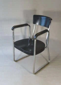 Thonet Bauhaus Cantilever Armchair, Designer Emile Guillot - 1935 - -Chairly Shop 8c72fb53 1ccf 4662 aad8 94c09095d18e
