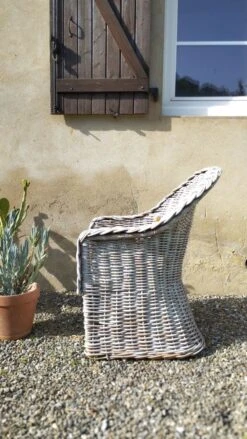 White Rattan Armchair -Chairly Shop 8c805293 2f1b 4912 9898 7c43fc278a46
