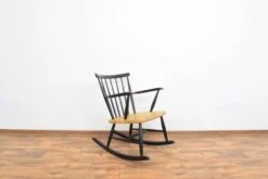Fauteuil à Bascule Suédois Du Milieu Du Siècle, Années 1960. -Chairly Shop 8ed4adeb 4bb8 48bb a70f f2071b66ed2a