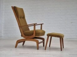 1960s, Danish Design, Oak Wood Rocking Chair With Footstool, Furniture Wool, Original Condition. -Chairly Shop 8f01c17c 3821 4e93 9426 ef88db9cf151