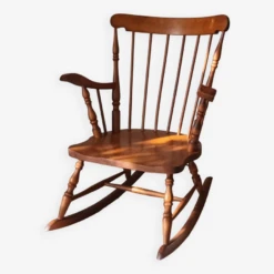 Vintage Turned Wooden Rocking Chair -Chairly Shop 8f9e9710 d773 492c 9908 d33c7be56d9c