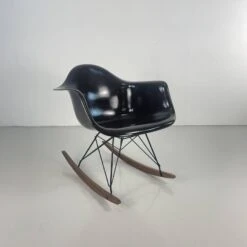 Eames Herman Miller 1950s RAR Rocking Chair In Brown -Chairly Shop 90d03cfb 7558 4003 928e 2a9807e6cbb0