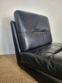 Black Armchairs From The 80s -Chairly Shop 9141b84d 74c8 4629 bf4a 4d7430055576