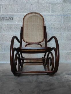 Rocking Chair 1970 -Chairly Shop 915ee9d6 f4cb 4274 a1ba 5d8c1563a2d0