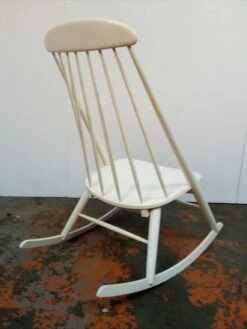 Danish Rocking Chair -Chairly Shop 9500712c 4b11 4c7b af31 02fce17afe0b