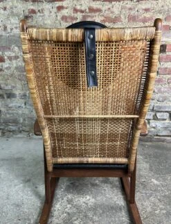 PJ Muntendam Rocking Chair In Teak And Rattan Vintage 1950 -Chairly Shop 974df829 3577 489a 8aba 3627407d6ef6
