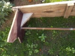 Construction Bench -Chairly Shop 97b94854 1360 4094 b399 5de5bdaed06a