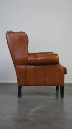 Very Beautiful Sheepskin Leather Wingback Armchair With Stunning Details -Chairly Shop 99f1d9b5 f816 421a af26 dcbaba278961