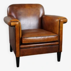 Sheepskin Art Deco Design Armchair With Accents All Around 13 Sheepskin Art Deco Design Armchair With Accents All Around -Chairly Shop a062fdf6 c3a5 4fa6 b0f2 4859daded84e
