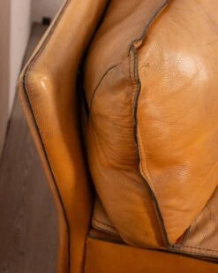 Pair Of Vintage 70's Armchairs In Beige Leather Design Ferruccio Brunati -Chairly Shop a17535b7 04f6 4ce4 8d5c c093dfb19f86