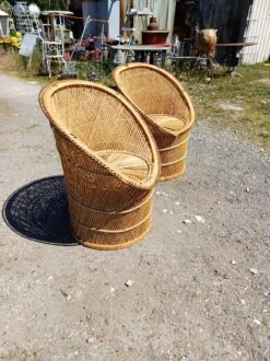 Pair Of Vintage Wicker Armchairs -Chairly Shop a59f7fa4 9e31 4f73 bfd2 d3ef5fe4cd07