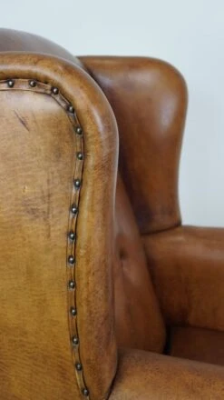 Large Sheepskin Leather Wingback Armchair In Good Condition, English Style 17 Large Sheepskin Leather Wingback Armchair In Good Condition, English Style -Chairly Shop a84c1c52 97da 4ad9 9c28 5124cd43d674