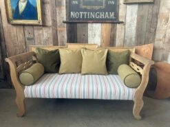 Antique Continental Pine Settle Bench Sofa -Chairly Shop b11ee355 6dfe 4406 a9ef 541d1f828362