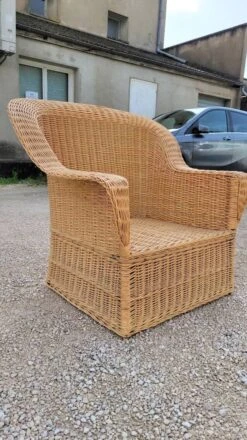 Vintage Wicker Rattan Armchair 1950s Colonial Style -Chairly Shop b1aa4189 61c1 4d48 91f2 1bb06417d7aa