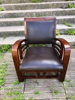 Colonial Style Club Chair -Chairly Shop b35f001c fee8 4de1 8fdc 5ebea6f9e5d6