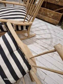 Wooden Rocking Chair -Chairly Shop b6e63804 9127 48f9 8a13 4a893805e117