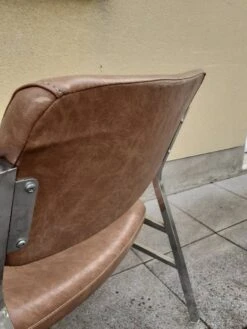 Vintage Design Fireside Chair -Chairly Shop b703dde5 5465 4a2d beac e46009361cc3