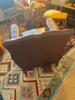 Vintage Club Chair In Faux Leather -Chairly Shop b71f9a8c 6cce 4bbf 88ad fb5bf79f9470