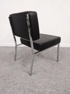 Series Of 4 Modernist Armchairs From The 70s/80s 18 Series Of 4 Modernist Armchairs From The 70s/80s -Chairly Shop b96198e6 81c5 4ea9 8433 037d65f938f5