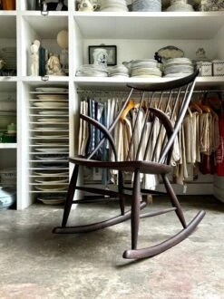 Dark Wooden Rocking Chair By Illum Wikkelso For Niels Eilersen, 1960s -Chairly Shop baa3781a b85f 4baf bd18 a0104cb8839c