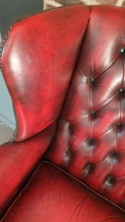 Red Chesterfield Armchair In Buttoned Leather, 1950s -Chairly Shop bfdd59bd 42b5 4b2a bae2 190d0189b88e