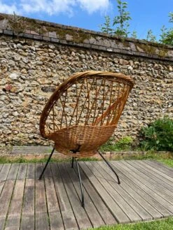 Vintage Rattan Armchair 50-60 Feet Black Metal -Chairly Shop c1962896 0949 4871 a77e 2687bd6b29ec