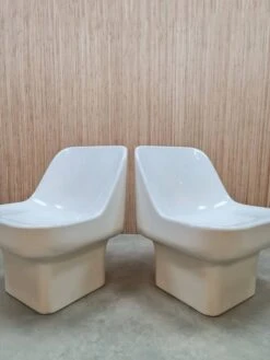 Vintage Fiberglass Lounge Chairs 1971 11 Vintage Fiberglass Lounge Chairs 1971 -Chairly Shop c2e0e097 3d92 46f7 aea9 3cd090bab824