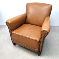 50s Club Chair In Imitation Leather And Wood 17 50s Club Chair In Imitation Leather And Wood -Chairly Shop c43bc744 202b 4abf 81e0 6d61451e4566