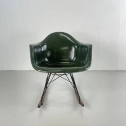 Eames Herman Miller 1950s RAR Rocking Chair In Dark Olive Green -Chairly Shop c45d7fa5 592e 457d a84e 59bc92f5a987
