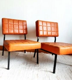 Pair Of Vintage Fawn Leatherette Chairs From 1960 -Chairly Shop c5e5e128 be49 4f60 aef2 f34de4f59e7e