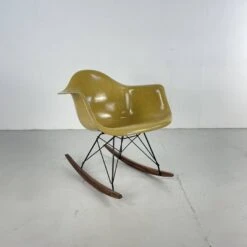 Eames Herman Miller 1950s RAR Rocking Chair In Light Ochre -Chairly Shop c927834e 5ccd 4656 b135 276702b5b280