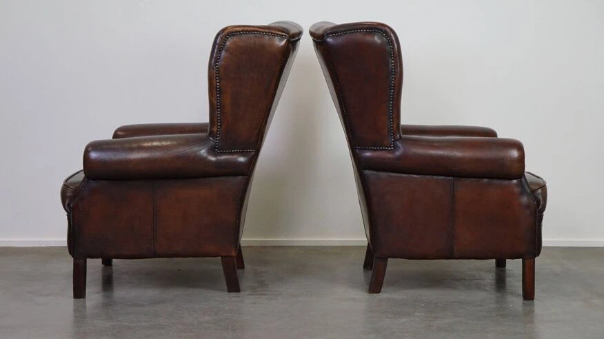 Set Of Two In Very Good Condition Dark Sheepskin Leather Wingback Armchairs 3 Set Of Two In Very Good Condition Dark Sheepskin Leather Wingback Armchairs