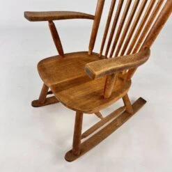 Mid Century Massive Oak Rocking Chair, 1960s -Chairly Shop d3324ed6 8332 4905 a923 97b6f8e8f489