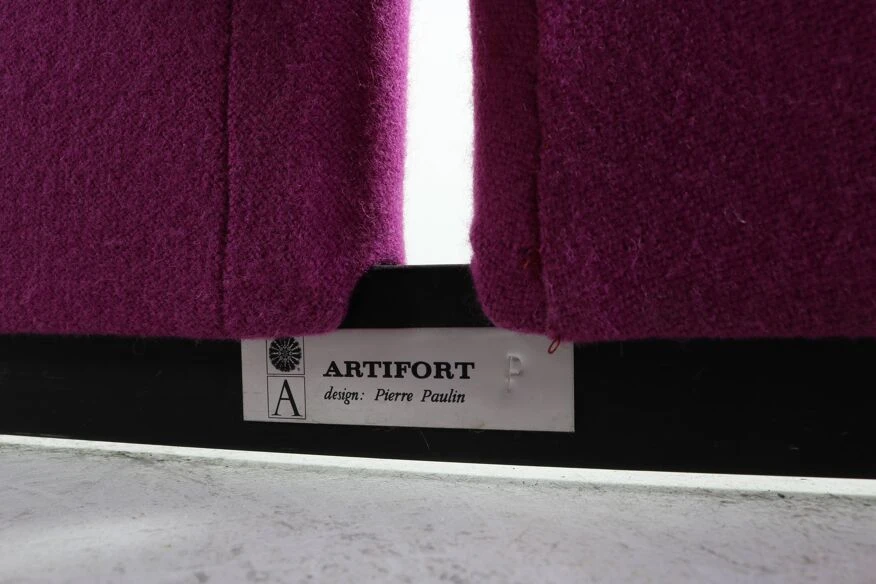 Set Of Two Original M / Groovy Chairs By Pierre Paulin For Artifort 7 Set Of Two Original M / Groovy Chairs By Pierre Paulin For Artifort - Image 5