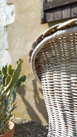 White Rattan Armchair -Chairly Shop d7b338f2 34b1 4d81 bcb1 a1f91128224c