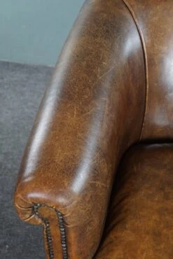 Club Armchair With Patina, Made Of Sheep Leather -Chairly Shop d9b28d6a eb9d 49ad b5a5 0f3b3bf861b1