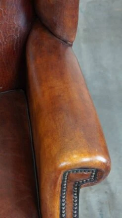 Beautiful Large Sheepskin Leather Wingback Armchair With Stunning Colors -Chairly Shop dac436c3 e58c 428d ac8b 1152e7819c2c